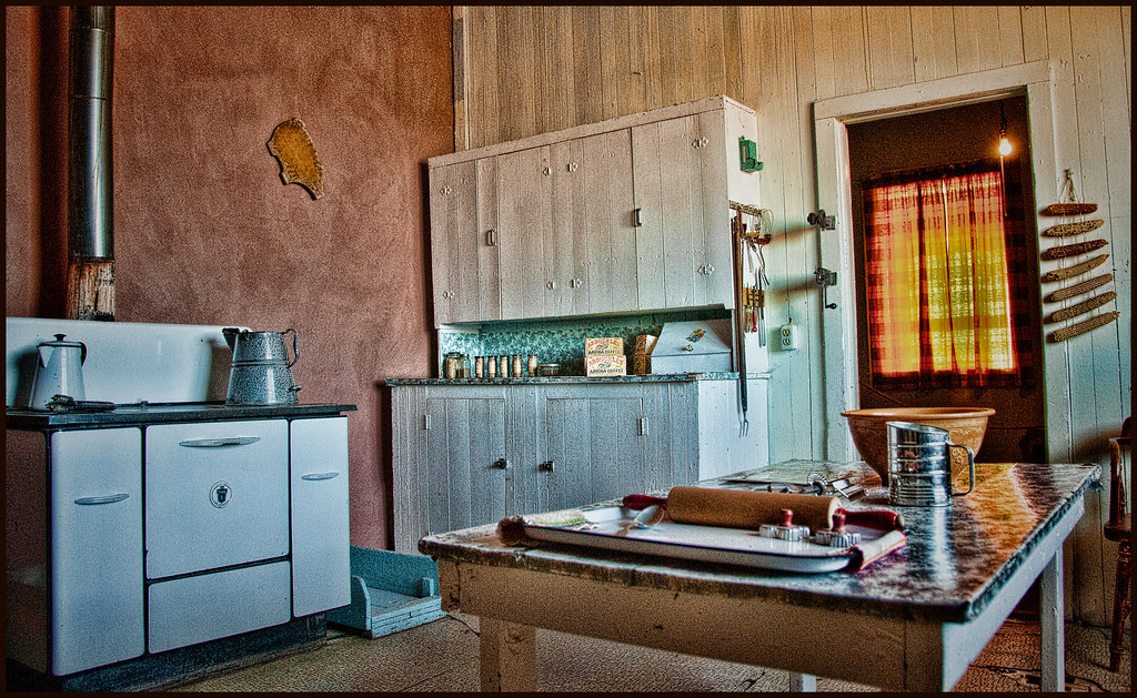 Hubbell kitchen stove Hubbell Trading Post National Histor… Flickr