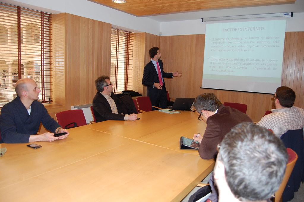 Alberto Zúñiga, experto consultor en esta materia del desp… Flickr