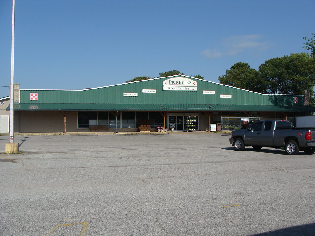 Pickette's Feed & Pet Supply Anniston, Al. Lamar Flickr