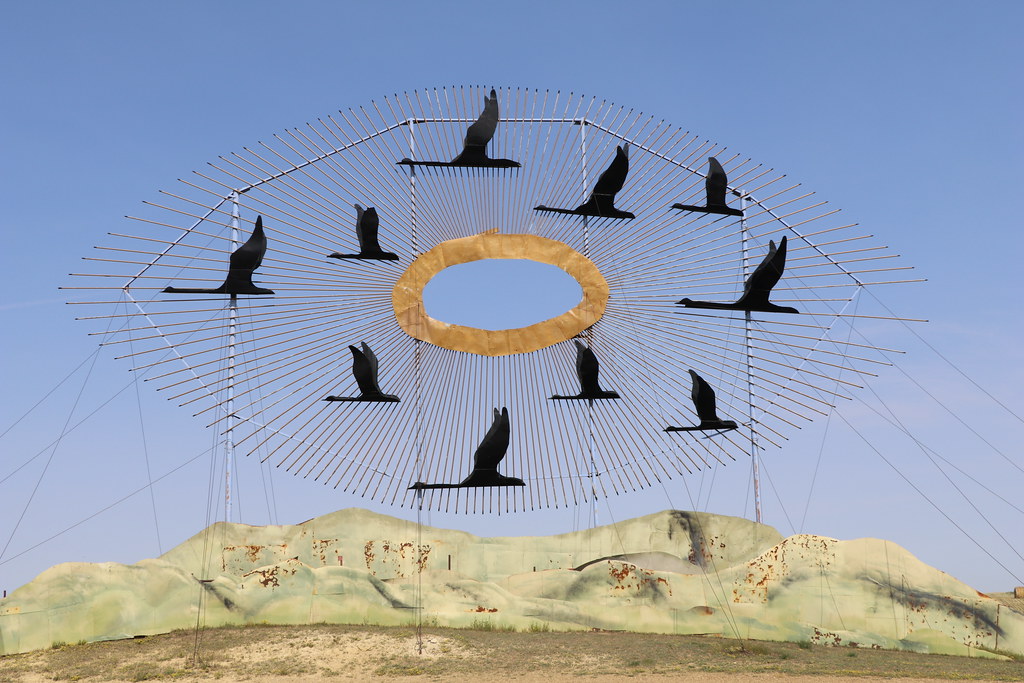 Geese in Flight, Enchanted Highway, Gladstone, North Dakota, 2016 a photo on Flickriver