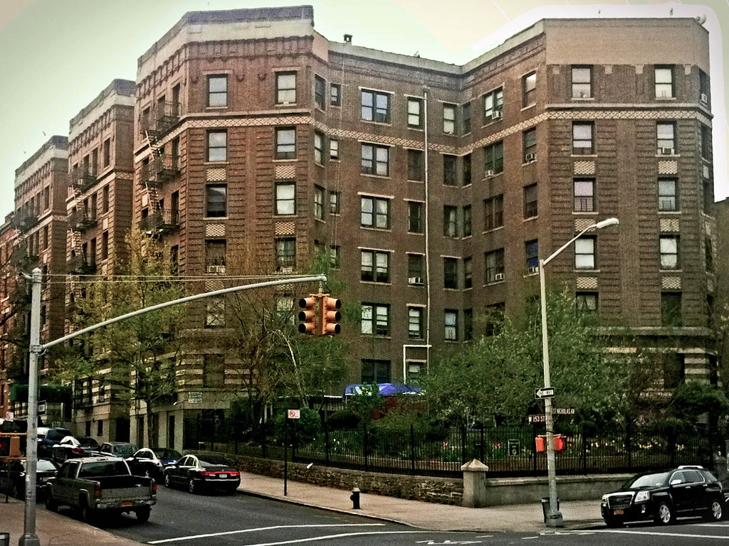 The Kinghaven Apartments, Sugar Hill, Harlem, NYC iPhone p… Flickr