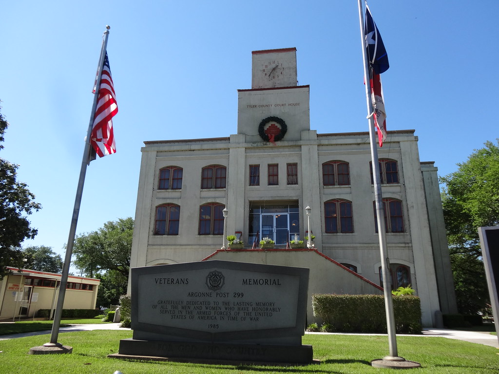 Veterans Memorial, Tyler County Courthouse, Woodville, TX Flickr