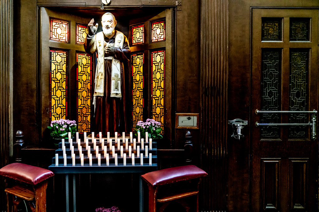 CATHEDRAL OF THE MOST HOLY TRINITY [BARRONSTRAND STREET WA… Flickr