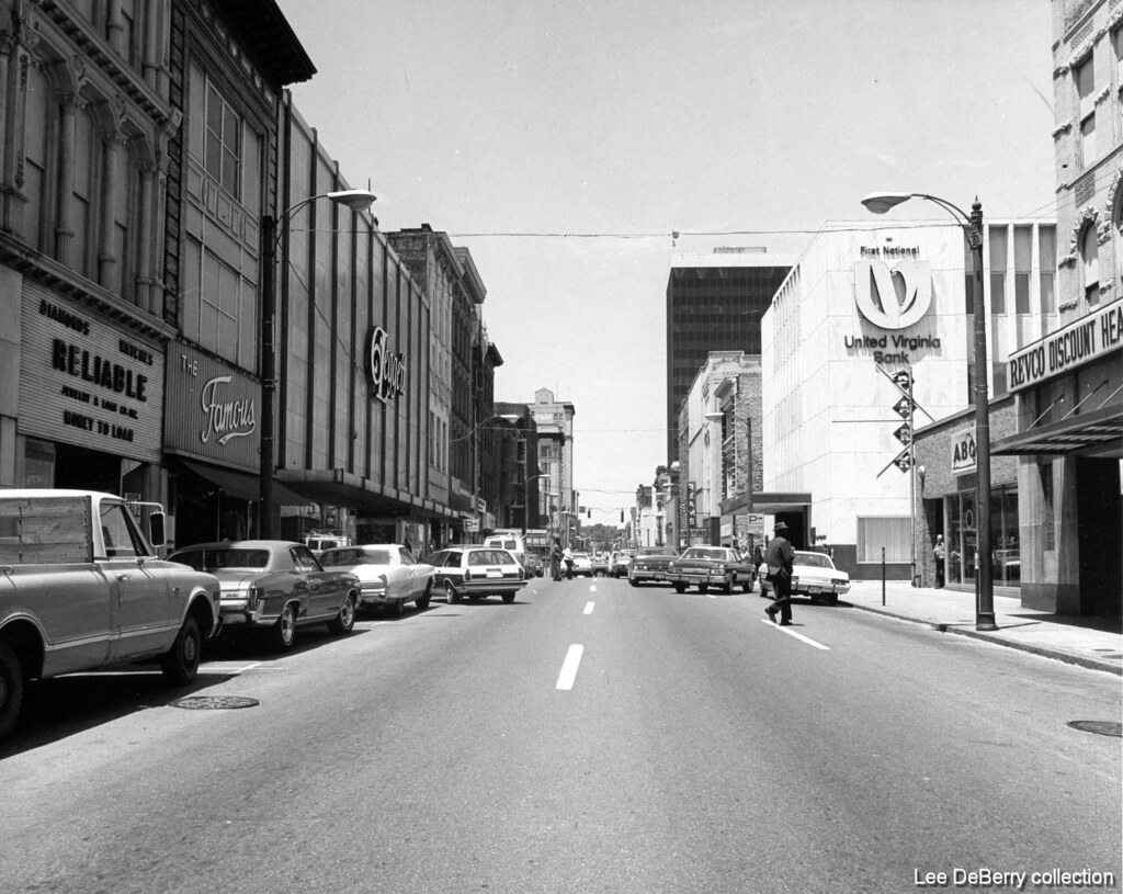 Main Street in the 1970's Lynchburg, Virginia Main Stree… Flickr