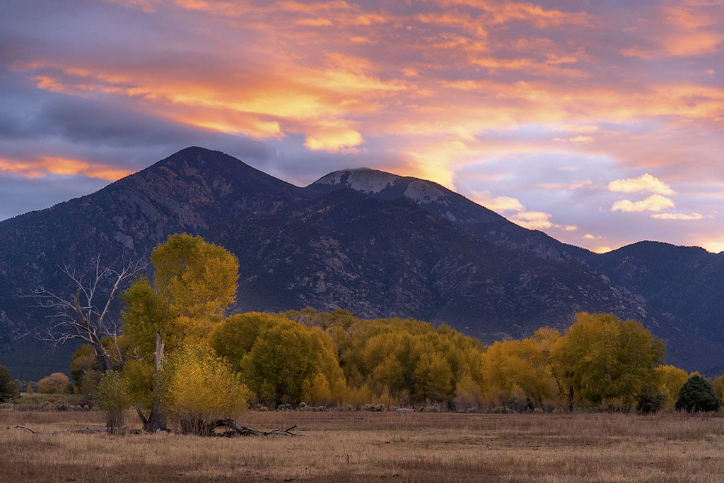 Mount Wheeler fall sunrise, Taos, New Mexico. pedro lastra Flickr