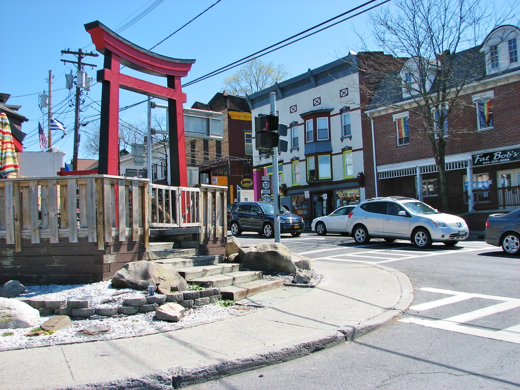 MAIN STREET NEW PALTZ NY APRIL 2013 View east from NY 32. Flickr