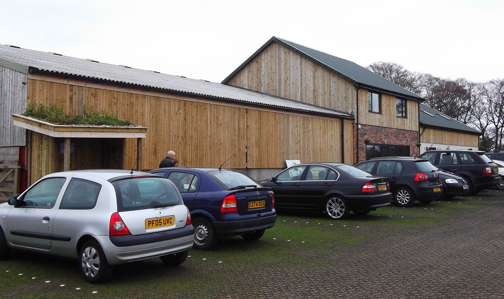 "Roaming Roosters" Barrowford Road, Fence, Burnley, Lancas… Flickr
