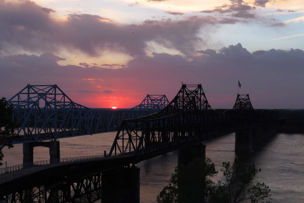 Mississippi River Sunset Vicksburg, MS, 4/8/13 Flickr