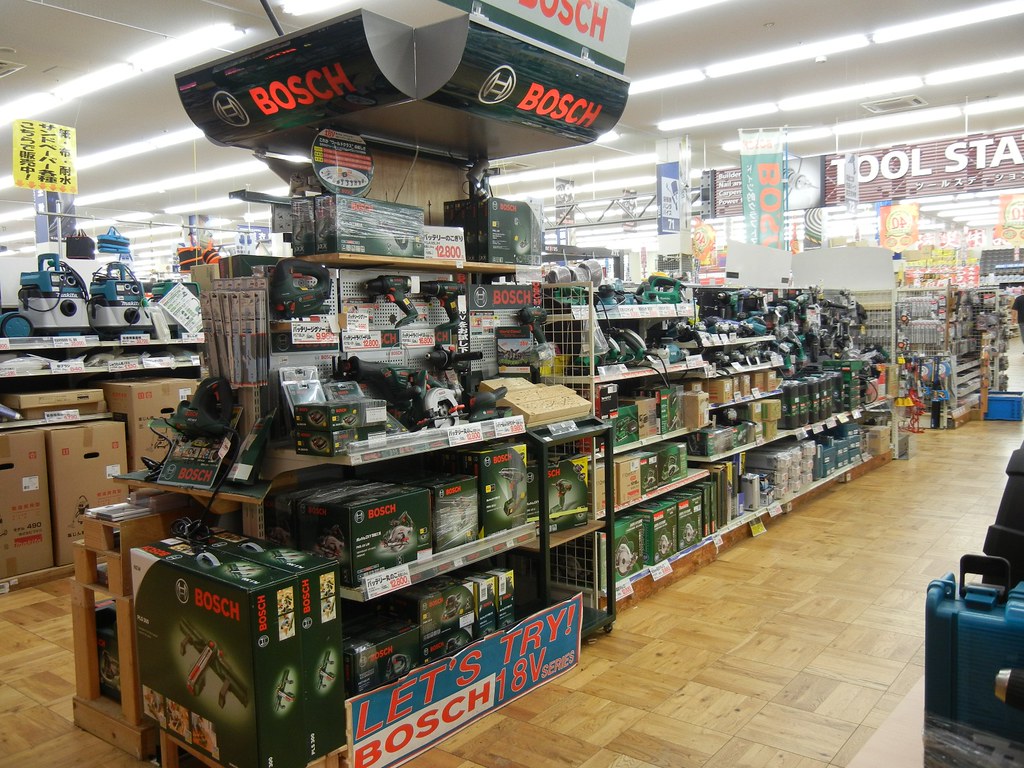 Home Improvement Store in Japan . ChrisCas aka Superautobacs Flickr