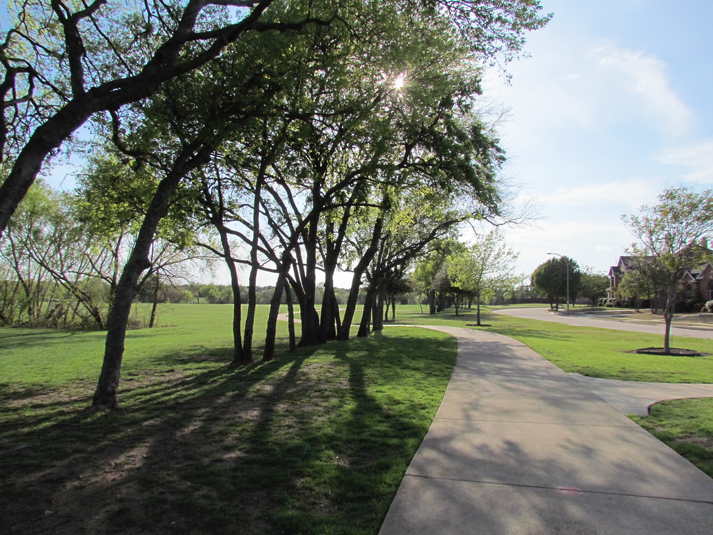 Arcadia Park, Fort Worth It was a beautiful spring day, pe… Flickr