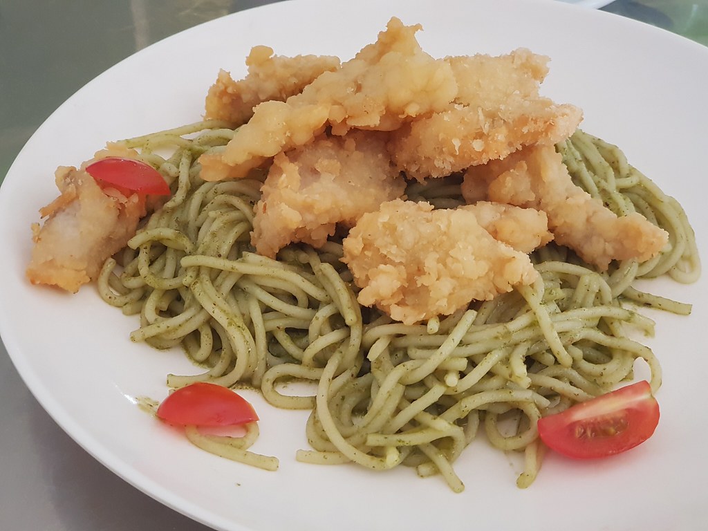 Al Pesto Fish Spaghetti rm14.90 & Vietnamese Coffee rm5 … Flickr