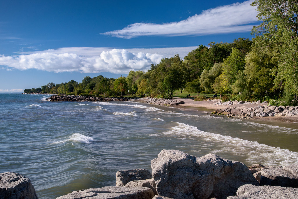 Lake Ontario shoreline, Mississauga Taken in Jack Darling … Flickr