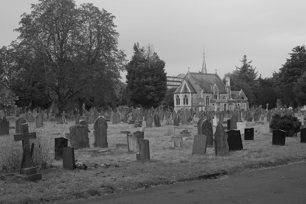 Looking towards Garratt Lane Streatham Cemetery, Garratt L… Flickr