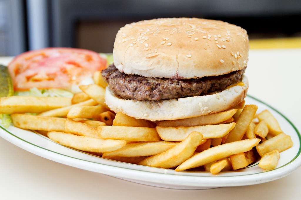 Cheeseburger Cup and Saucer burger review on … Flickr
