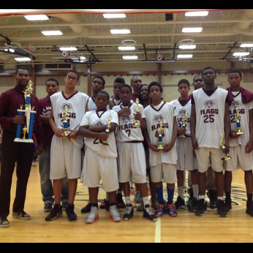 Tonight the Dr. E. Alma Flagg School boys basketball team … Flickr