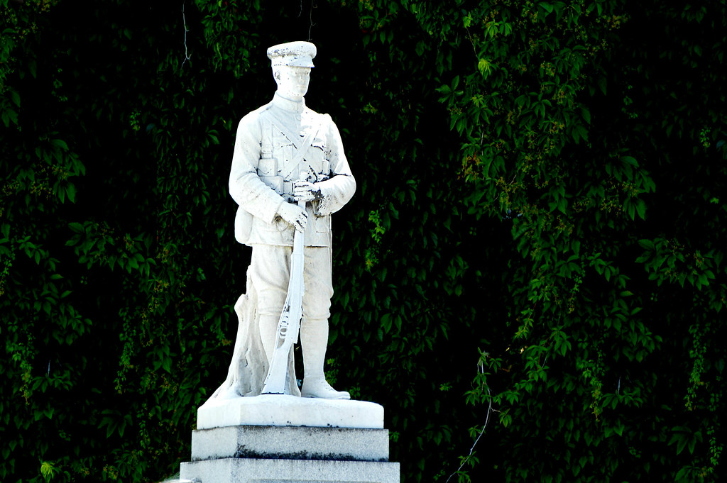 Smalltown Southern Ontario. Statue Atop Uxbridge War M… Flickr