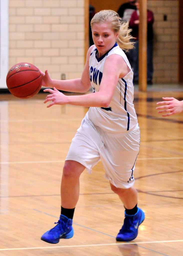 Lake Crystal vs CHS 222015 KNUJMediactive Flickr