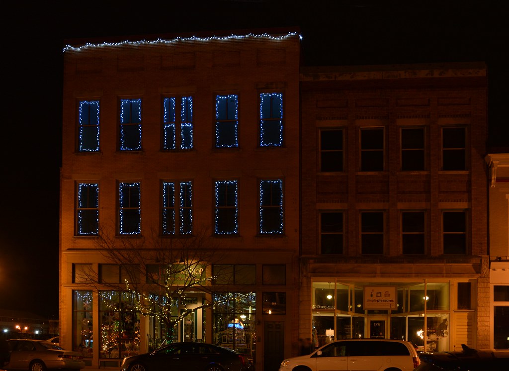 Marietta Ohio Christmas Spirit Store Fronts on Front Stree… Flickr