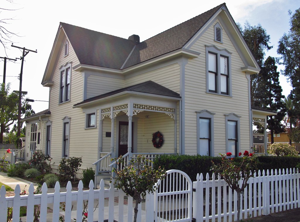 Garden Grove, California WareStanley House (189192) The … Flickr