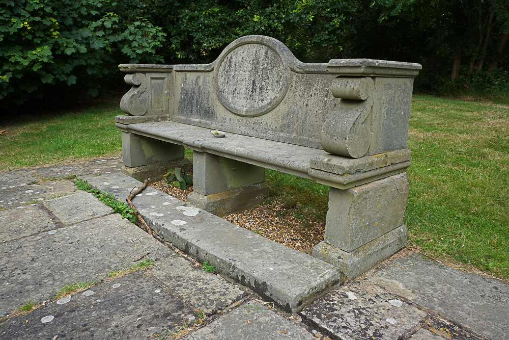 Wilberforce and Pitt Commemorative Bench Bench to commemor… Flickr