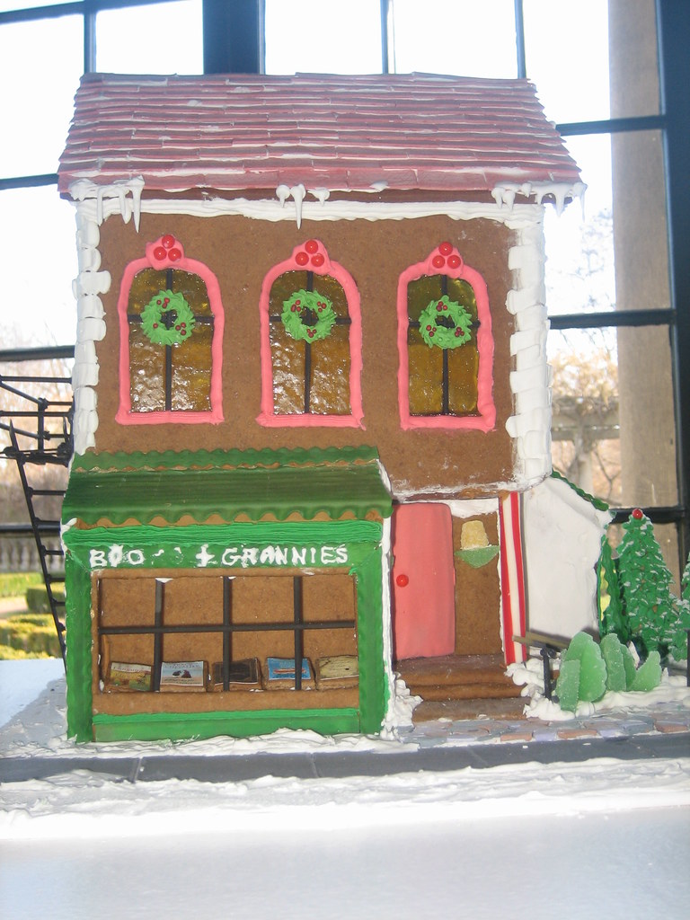 GingerBread Houses at The Eastman House Rochester NY Dec 2… Flickr