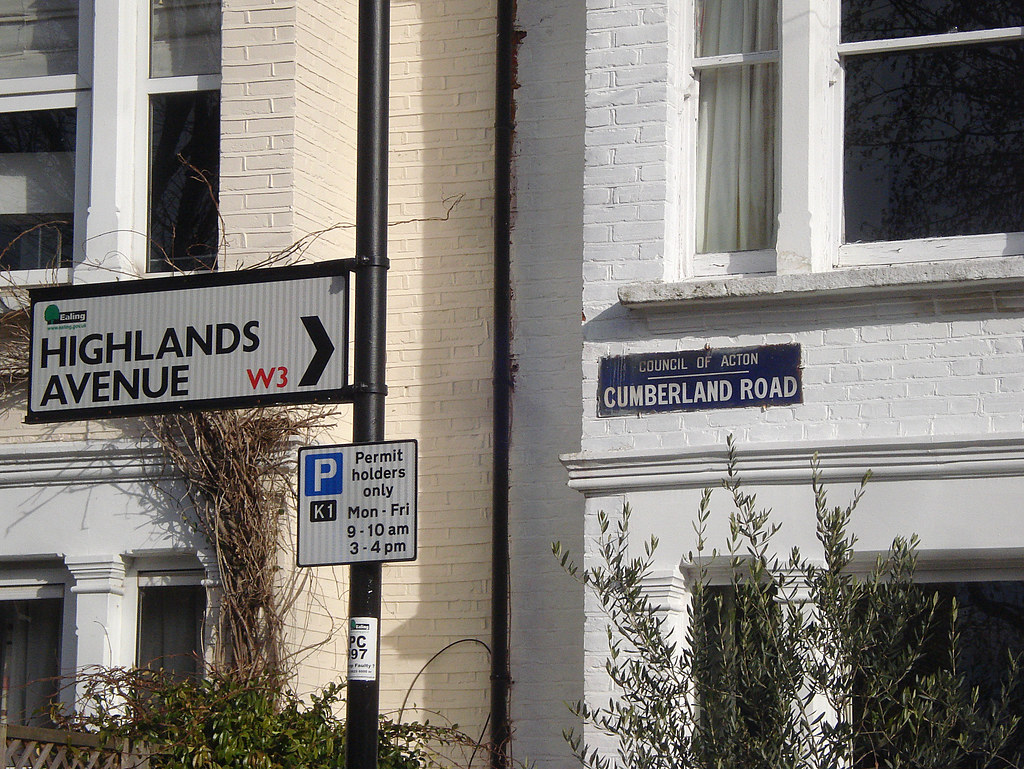 Council of Acton On AZ Walk 37 (Ealing Broadway Station t… Flickr