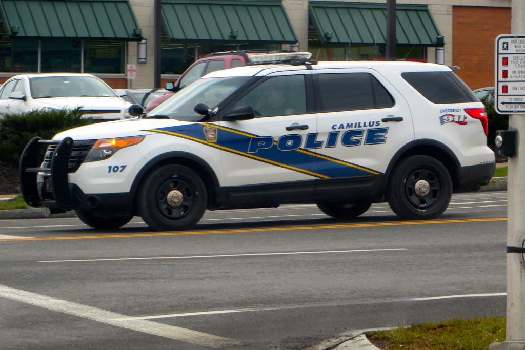 Camillus PD SUV Camillus police SUV 107 on Hinsdale Road a… Flickr