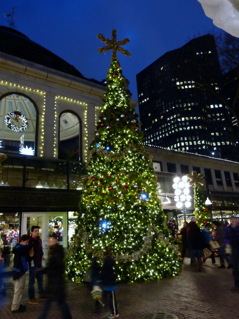 Christmas tree with Black Friday shoppers Black Friday 201â€¦ Flickr