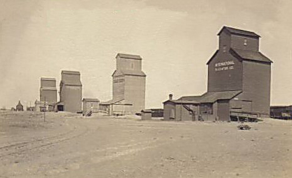 Cut Bank Montana Grain Elevators If you know who owns th… Flickr