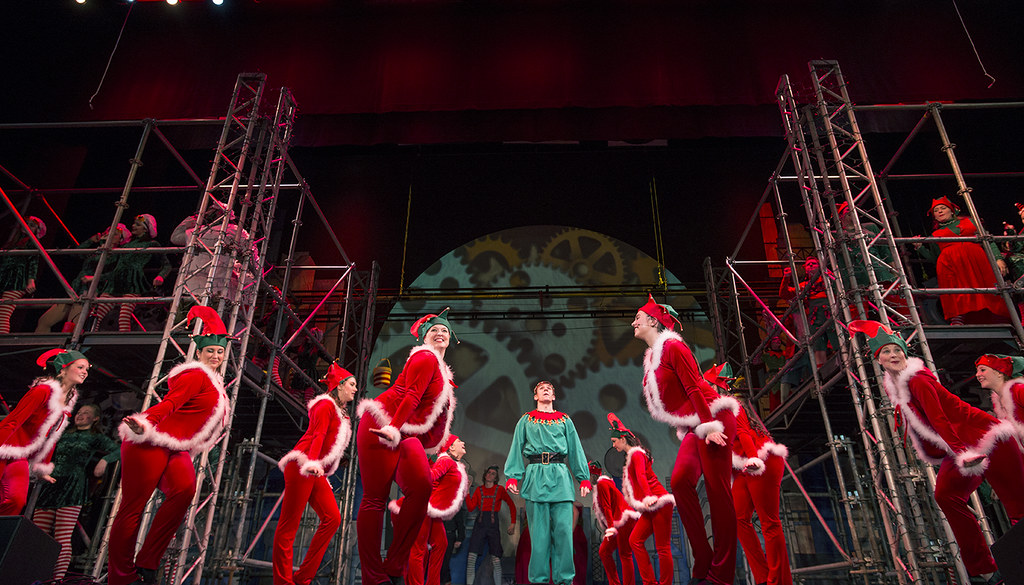PHOTOS 'The Happy Elf' at the Scranton Cultural Center, 12/17/14