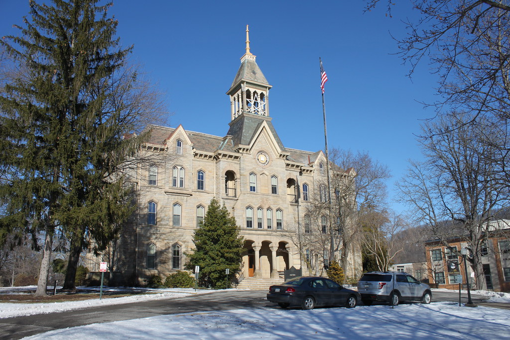Geneva College Old Main Joseph Flickr