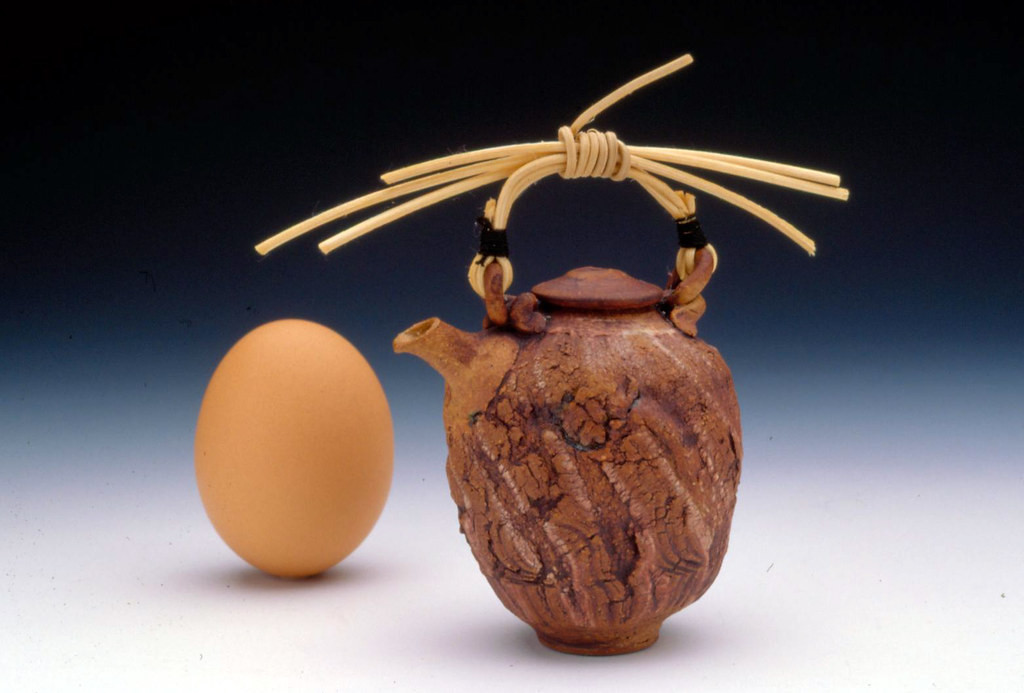 Fong Choo Fong Choo (Former) exhibiting member in Clay Piedmont