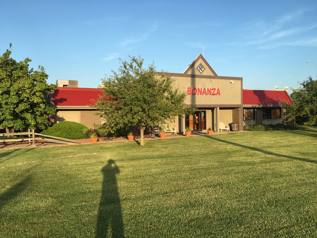 Bonanza Steakhouse NE 14th Street Des Moines, Iowa a photo on