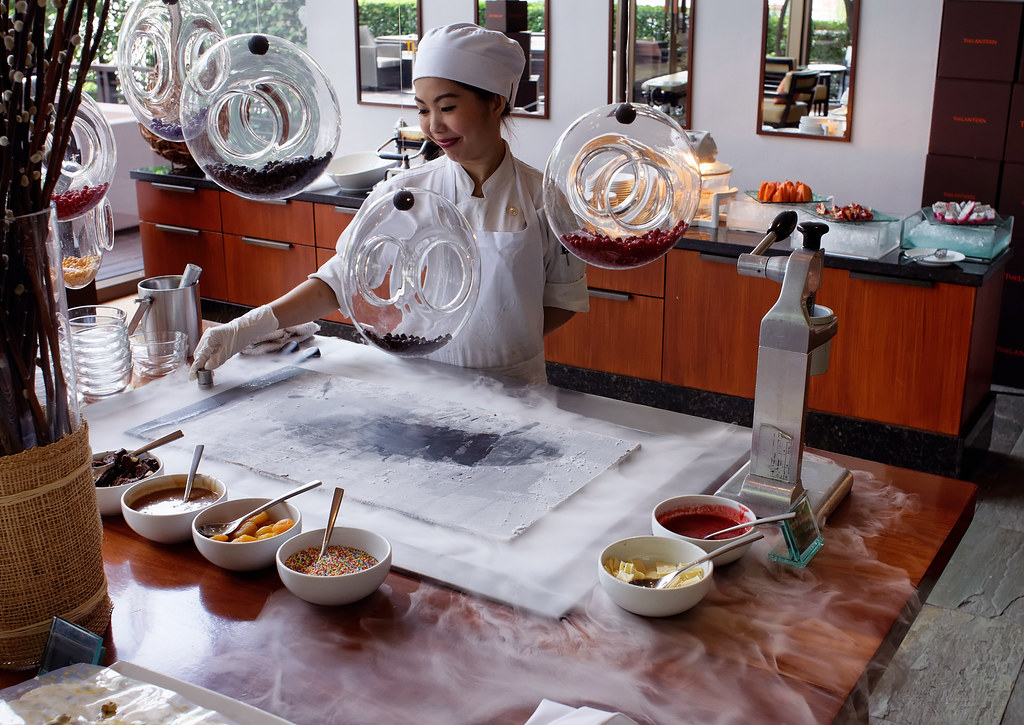 Cooking" Ice Cream With Dry Ice | Bangkok | Asiacamera | Flickr