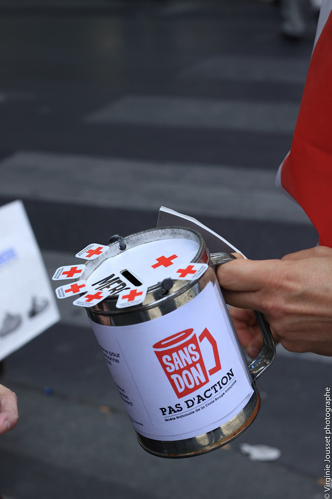Collecte_140520110003 Collecte croix rouge de Paris déléga… Flickr