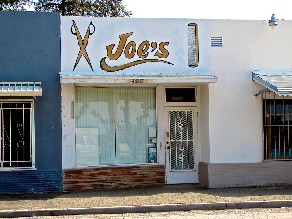 Joe's, Earlimart, CA Joe's in downtown Earlimar… Flickr