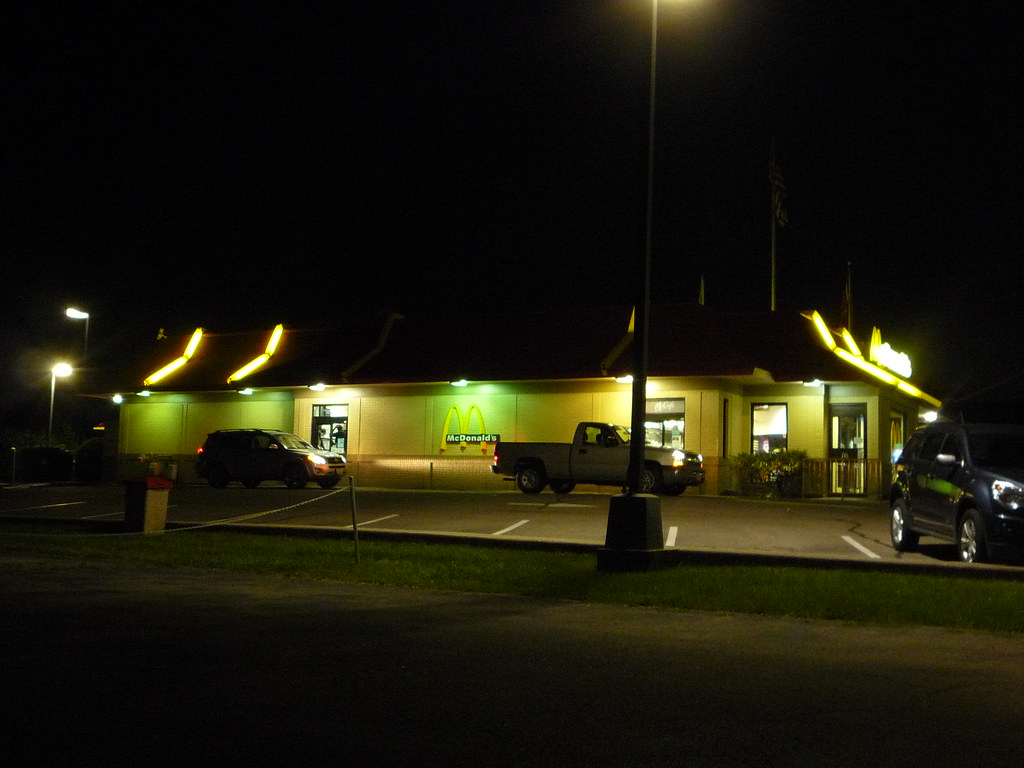 McDonald's, West Chester Twp, OH (29) A look at the buildi… Flickr