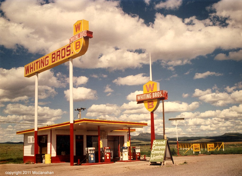 AZ Seligman Whiting Bros gas station in 1983 James Martin Flickr