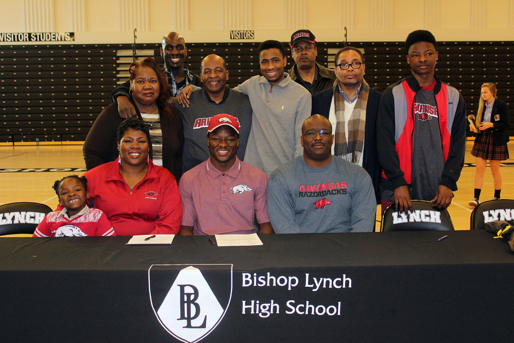 IMG_7004 February 4, 2015 College Athletic Signings Lynch