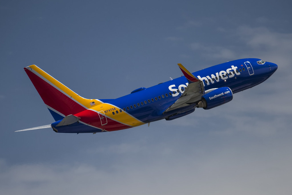 N747SA Fort lauderdale, non stop new route Nassau Bahamas.… Flickr