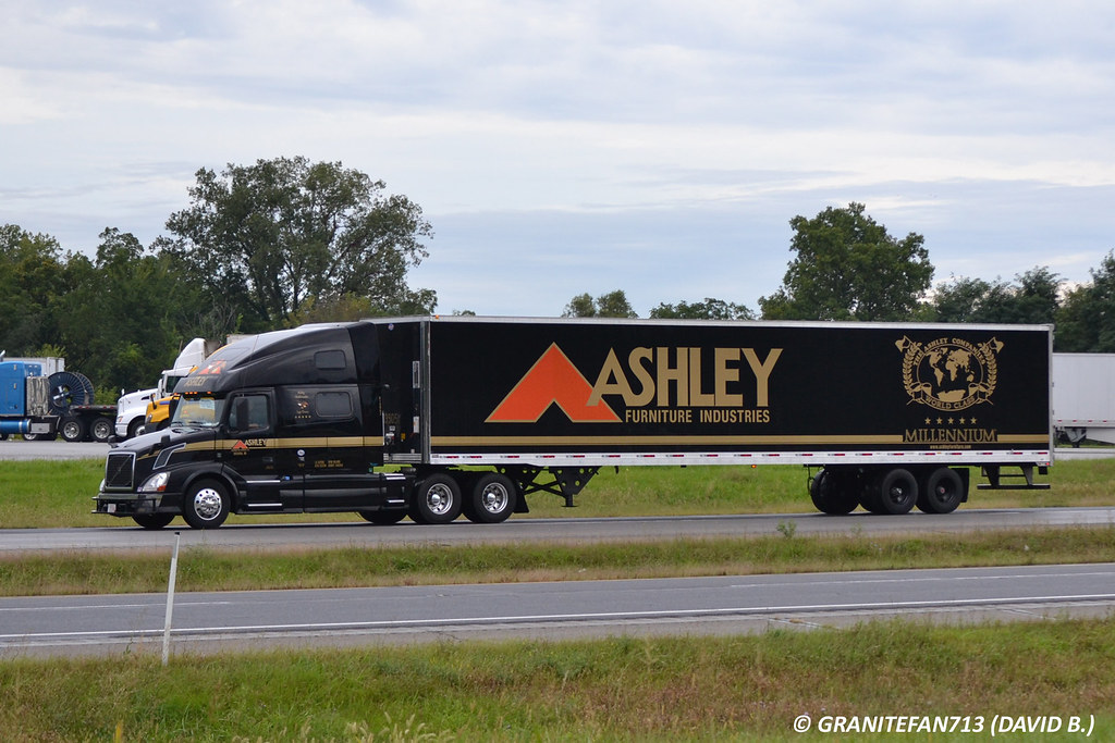 Ashley Furniture Truck / Home Ashley Distribution Services / Dont buy furniture at ashley