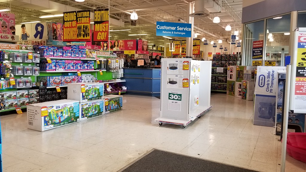 Toys R Us West Hartford, CT 3 Mike Kalasnik Flickr