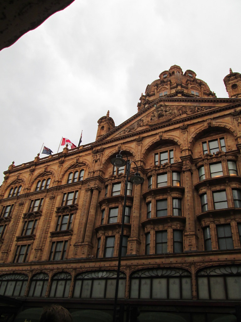 Harrods Exterior Canadian Flag anhistorianabouttown Flickr