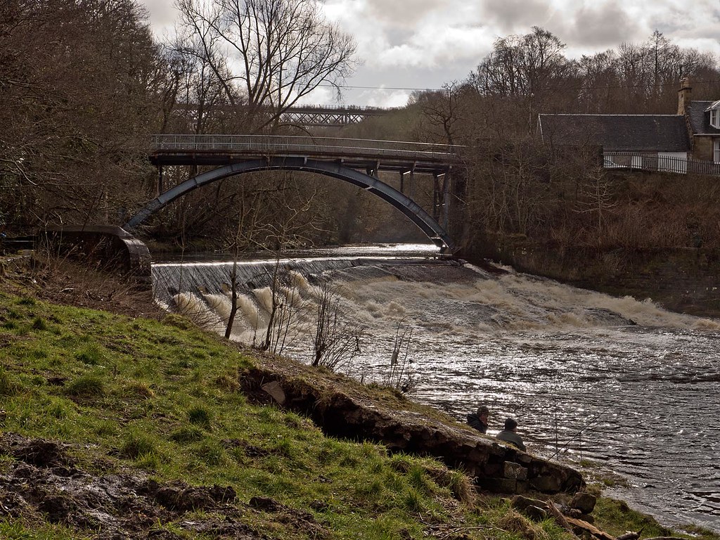Millheugh Bridge and Weir Larkhall Alistair Flickr