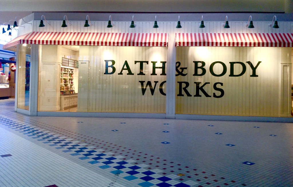 Bath & Body Works Bath & Body Works, Enfield CT, 2/2015, b… Flickr