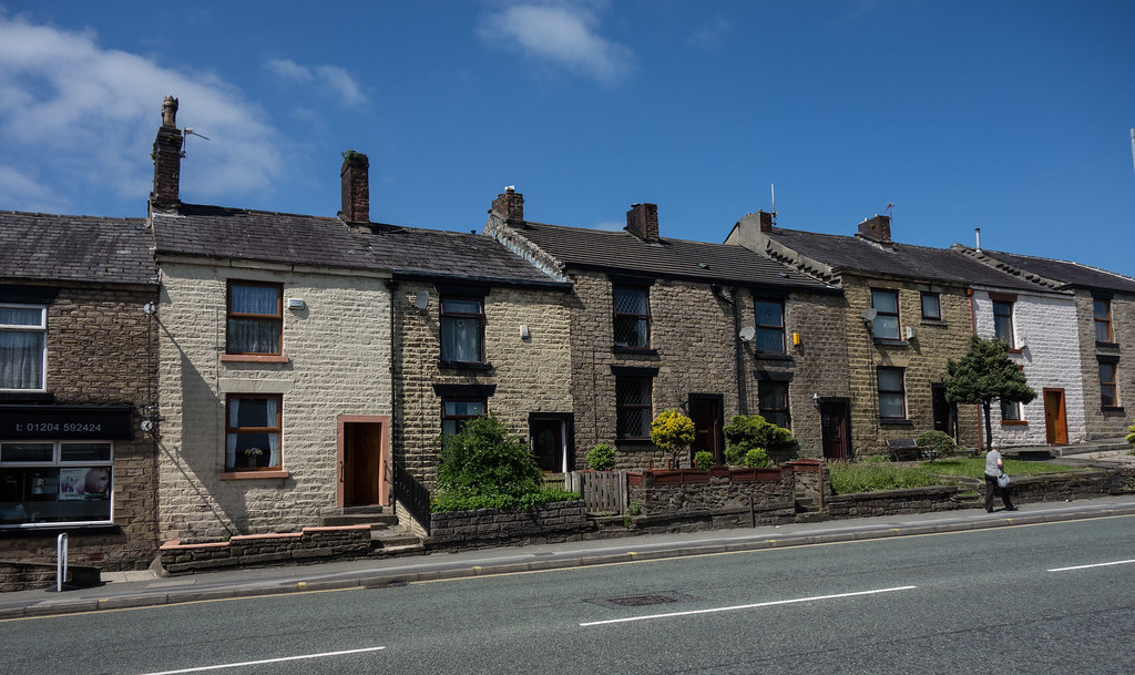Stone cottages, Astley Bridge, Bolton. Kevan Butcher Flickr