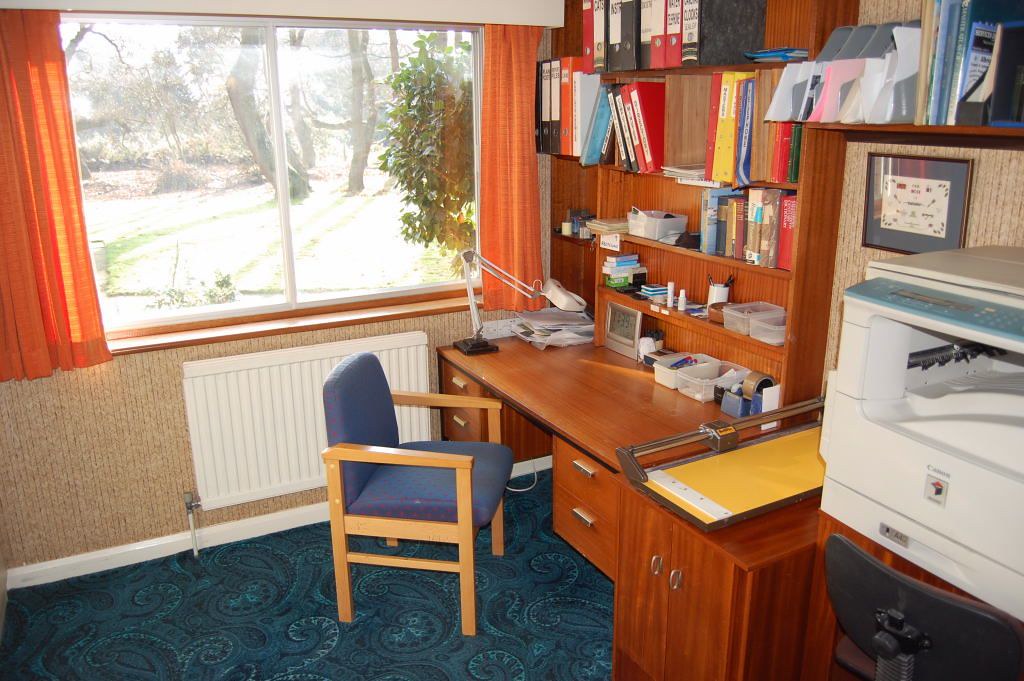 Sandywood_ Broomheath_ Woodbridge 1250027 Woodbridge Bunga… Flickr