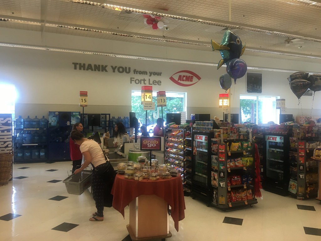 Acme/Former A&P/Food Emporium Fort Lee, NJ Dan Asnis Flickr