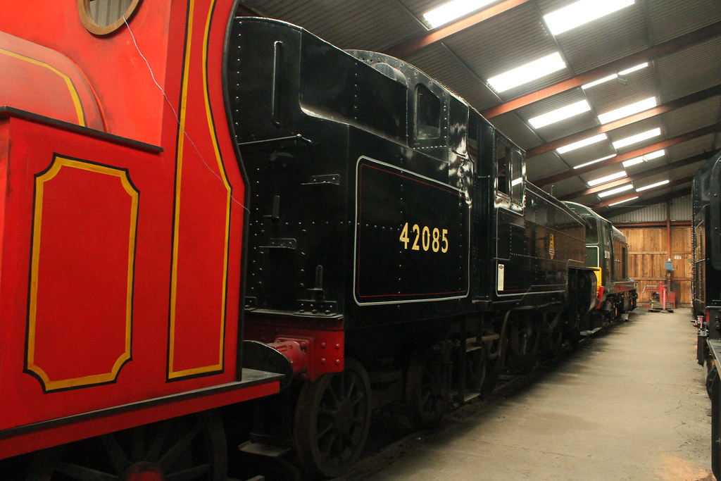 LMS 42085 Fairburn 4MT 264T Haverthwaite Shed Former LM… Flickr