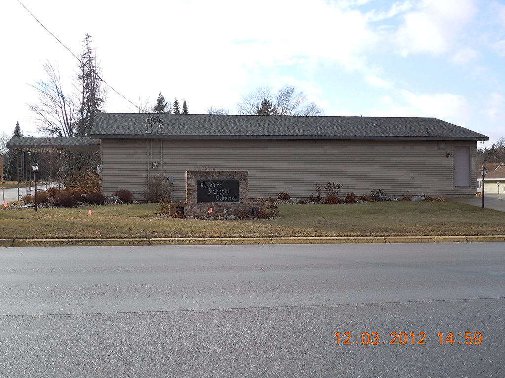 Cardini Funeral HomeMenahga, MN PHD280 Flickr
